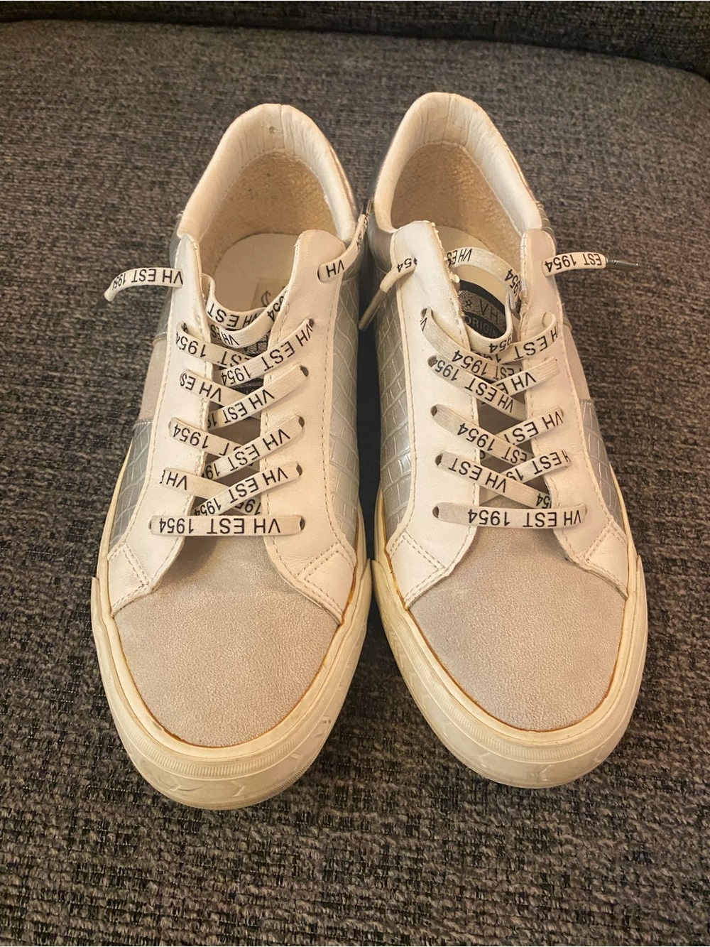 Vintage Havana Grande Silver Croco Sneakers Women’s Size 10 Fashion Shoes